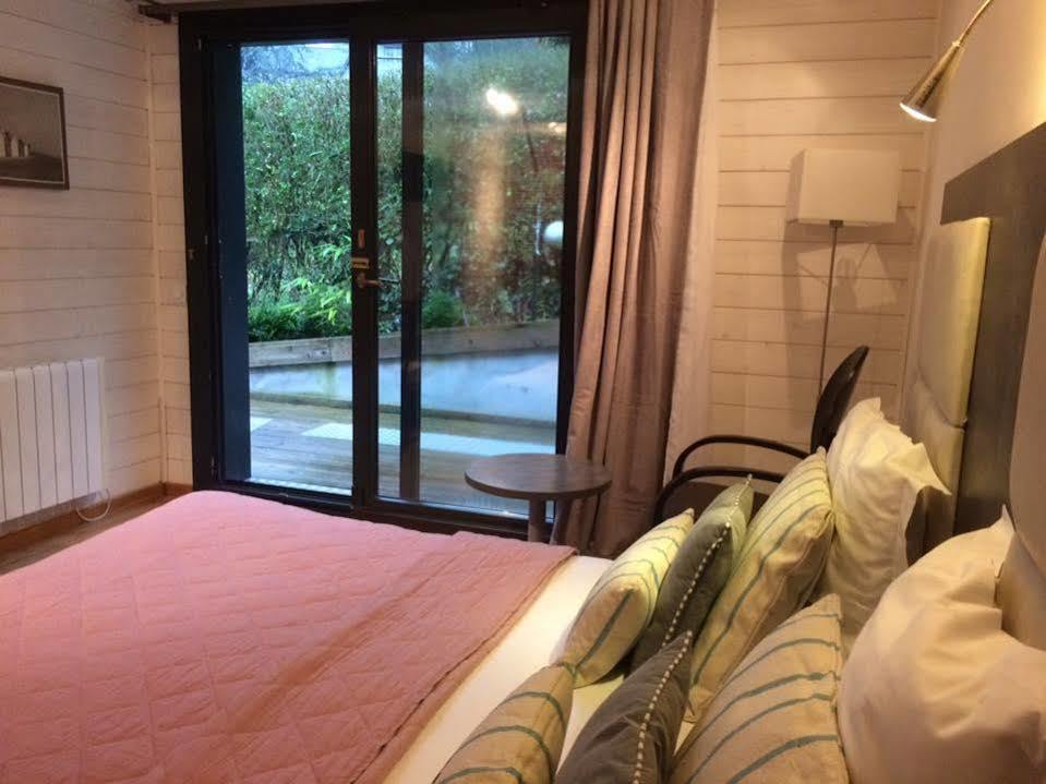 Hotel Monet La Riviere-Saint-Sauveur Luaran gambar